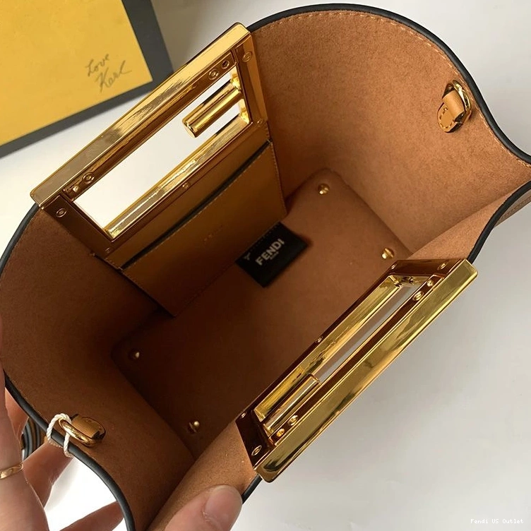 Affordable HOT Way Brown Small Calf Leather In Fendi Bag 0729